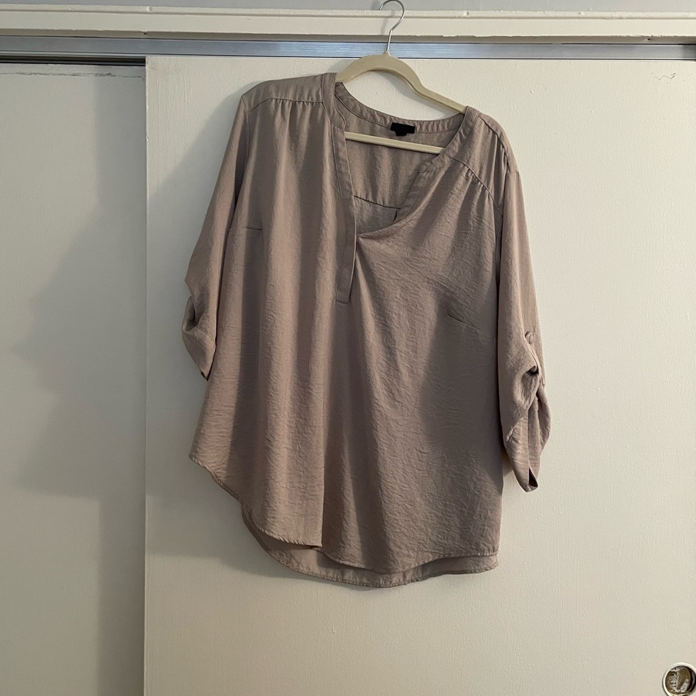 Torrid size 3 Harper blouse